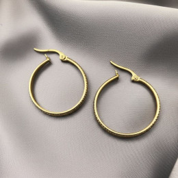 Серьги кольца из стали с напылением золотом J11540CJJ Серьги кольца из стали с напылением золотом J11540CJJ