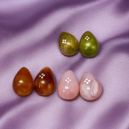 Набор разноцветных акриловых серег пусет в форме глянцевых капель 1J10141СJJ Набор разноцветных акриловых серег пусет в форме глянцевых капель 1J10141СJJ