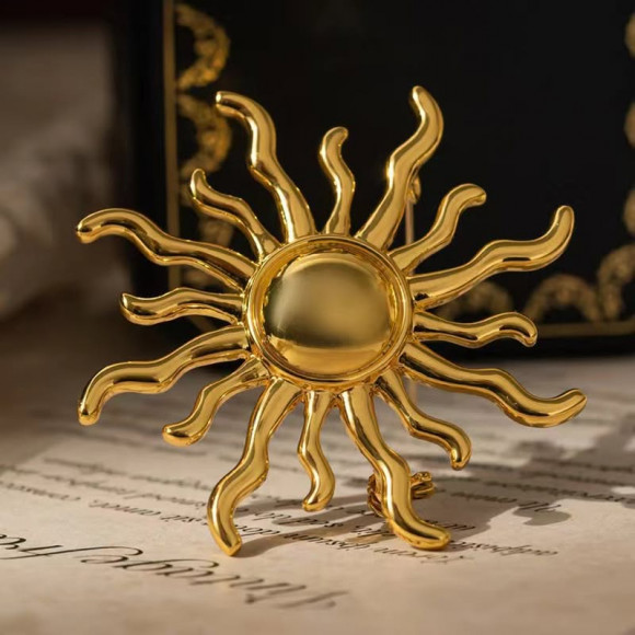 Брошь ювелирный сплав с напылением золотом солнце J11587CJJ