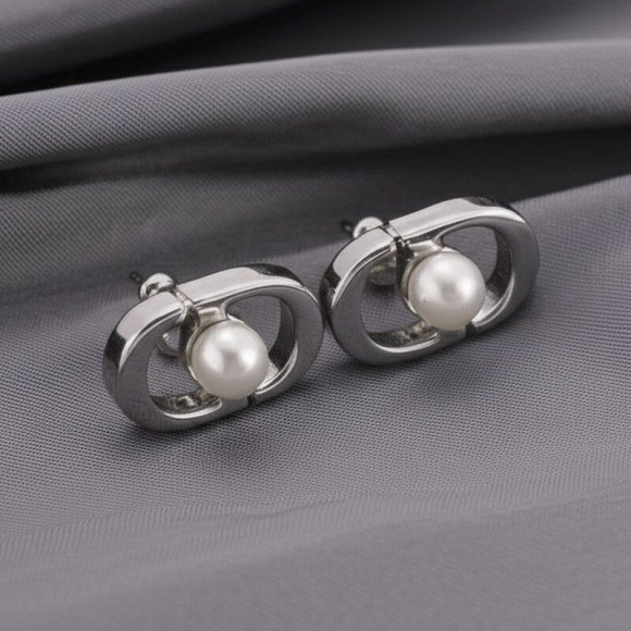 Серьги медь с напылением золотом и жемчугом 1J11984CJJ Серьги медь с напылением золотом и жемчугом 1J11984CJJ