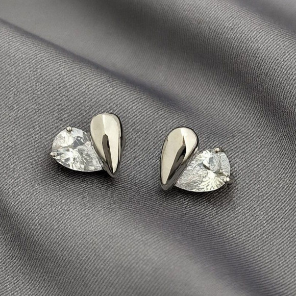 Серьги-пусеты «Сияющее сердце» 1J12506CJJ
