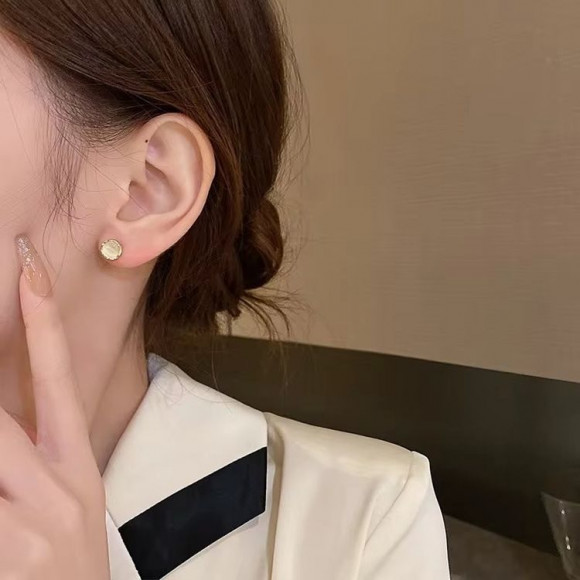 Серьги ювелирный сплав с серебряным гвоздиком J10593CJJ Серьги ювелирный сплав с серебряным гвоздиком J10593CJJ