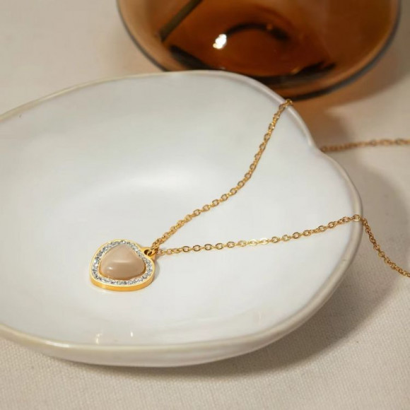 Колье медицинская сталь с напылением золотом J10899CJJ Колье медицинская сталь с напылением золотом J10899CJJ