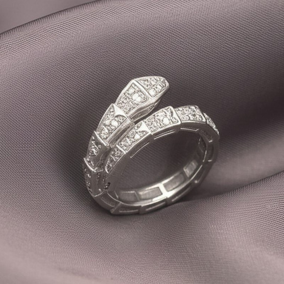 Разомкнутое кольцо змея с платиновым покрытием и фианитами 1J11962CJJ