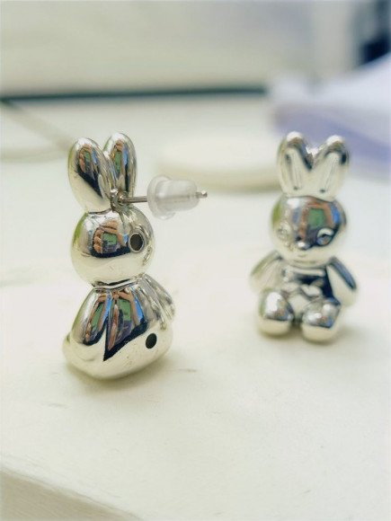 Серьги ccb пластик кролики J10024CJJ Серьги ccb пластик кролики J10024CJJ