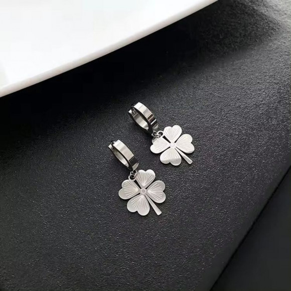 Серьги медицинская сталь J10881CJJ Серьги медицинская сталь J10881CJJ