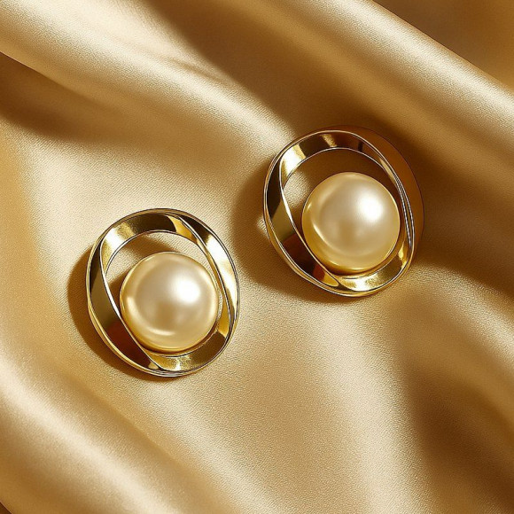 Серьги-гвоздики с жемчужиной в объёмной круглой оправе J10682CJJ Серьги-гвоздики с жемчужиной в объёмной круглой оправе J10682CJJ