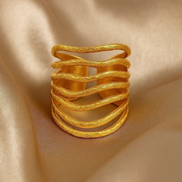 Текстурированное многослойное кольцо в золотом цвете 1J12260CJJ