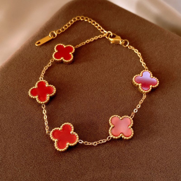 Браслет из титановой стали напыление золотом 1J12038CJJ Браслет из титановой стали напыление золотом 1J12038CJJ