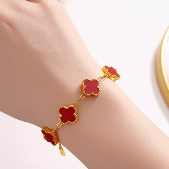 Браслет из титановой стали напыление золотом 1J12038CJJ Браслет из титановой стали напыление золотом 1J12038CJJ