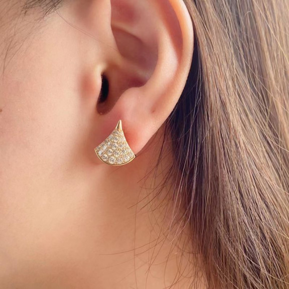 Серьги медь с напылением золотом и фианитами 1J11972CJJ Серьги медь с напылением золотом и фианитами 1J11972CJJ