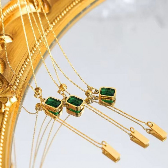 Колье медицинская сталь с напылением золотом J10942CJJ