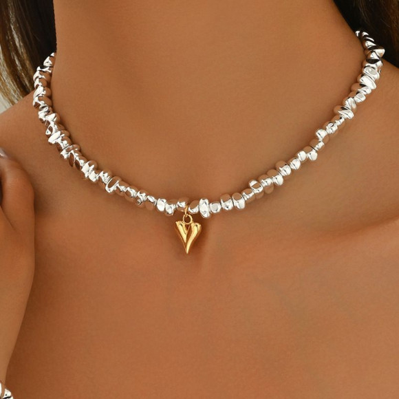 Очаровательный Чокер с золотистым кулоном в форме сердца 1J11844CJJ Очаровательный Чокер с золотистым кулоном в форме сердца 1J11844CJJ