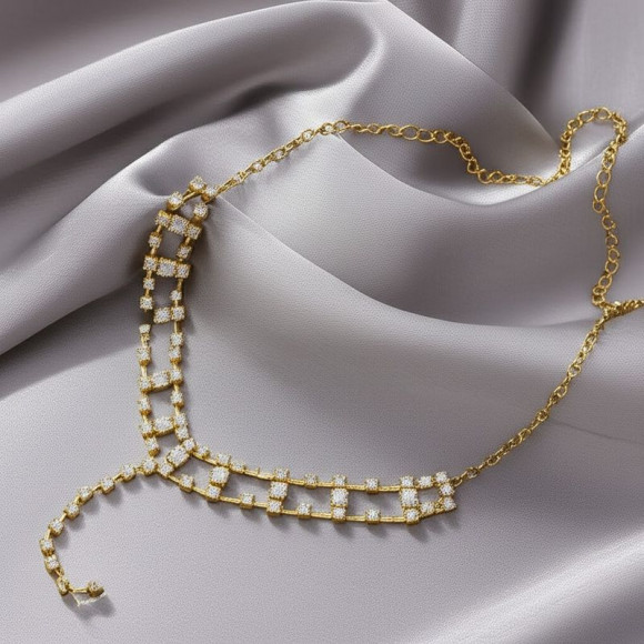 Золотистое ажурное колье-воротник с кристаллами 1J11634CJJ