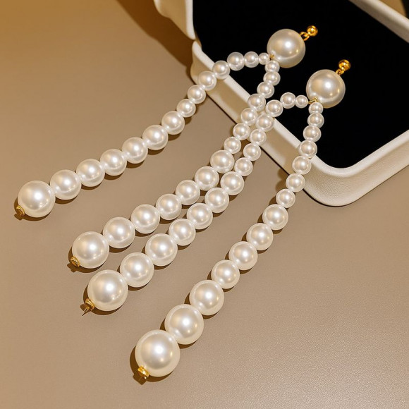 Длинные серьги-пусеты с жемчужными гроздьями 1J12097CJJ