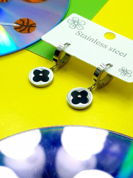 Серьги стальные клевер J10216CJJ