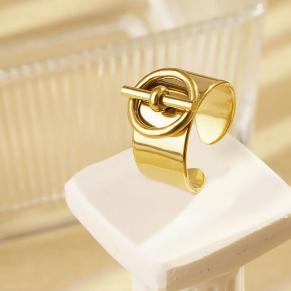 Кольцо титановая сталь напыление золотом 1J12508CJJ Кольцо титановая сталь напыление золотом 1J12508CJJ