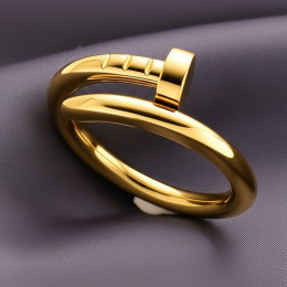 Кольцо титановая сталь напыление золотом гвоздь 1J12061CJJ Кольцо титановая сталь напыление золотом гвоздь 1J12061CJJ