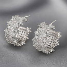 Широкие ажурные серьги-кольца конго со сплошным мощением стразами 1J12127CJJ Широкие ажурные серьги-кольца конго со сплошным мощением стразами 1J12127CJJ