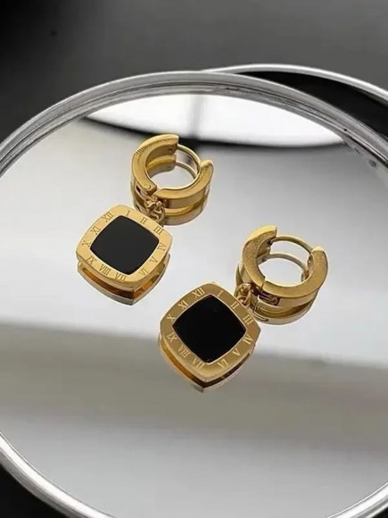 Серьги стальные с напылением золотом квадрат цифры J10149CJJ