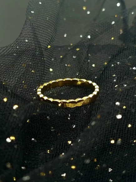 Золотистое кольцо-дорожка с эффектом алмазной грани J10234CJJ Золотистое кольцо-дорожка с эффектом алмазной грани J10234CJJ