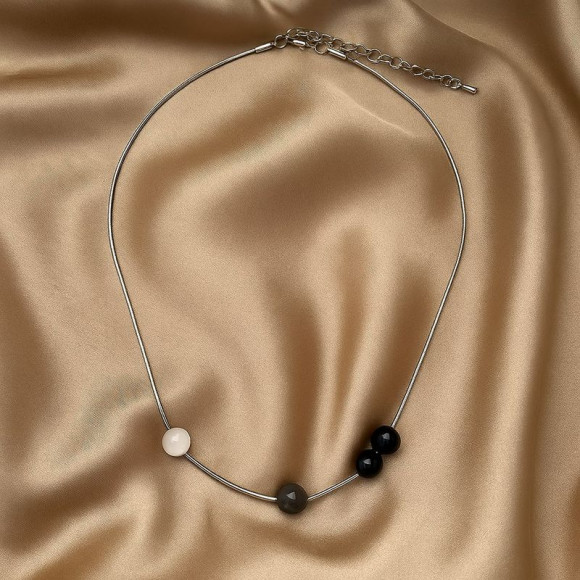 Элегантная цепочка с бусинами из темного и светлого камня 1J12349CJJ Элегантная цепочка с бусинами из темного и светлого камня 1J12349CJJ