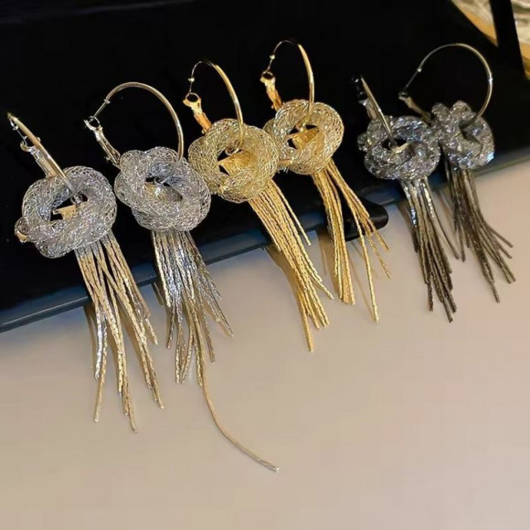 Серьги-подвески с плетеными кольцами и цепями J10413CJJ