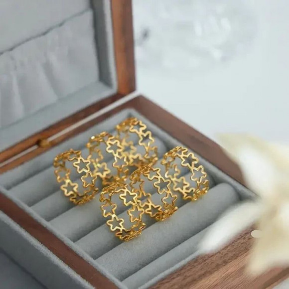 Кольцо стальное с напылением золотом звездочки J10188CJJ Кольцо стальное с напылением золотом звездочки J10188CJJ