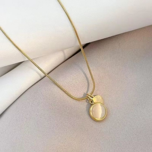 Колье медицинская сталь с напылением золотом J10507CJJ Колье медицинская сталь с напылением золотом J10507CJJ