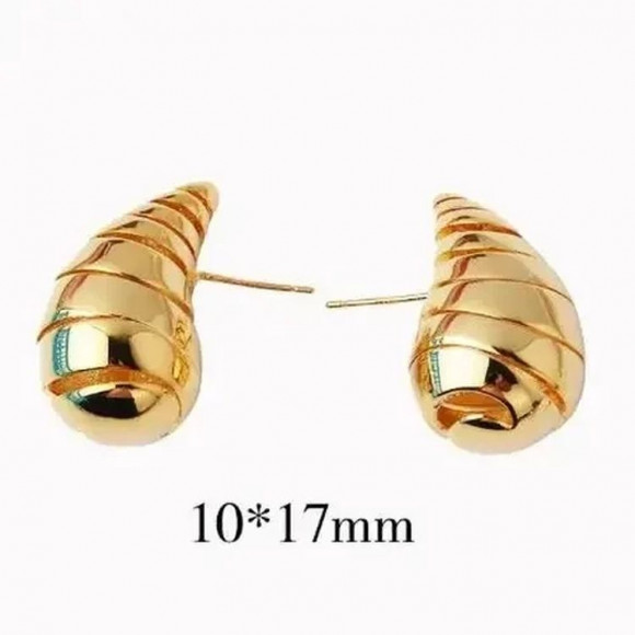 Серьги латунь с напылением золотом шелкопряд J10032CJJ