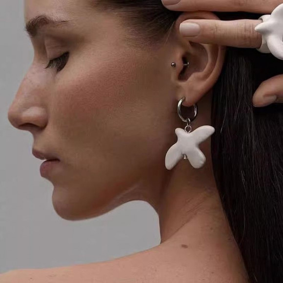 Серьги-подвески «Белые птицы» 1J11908CJJ