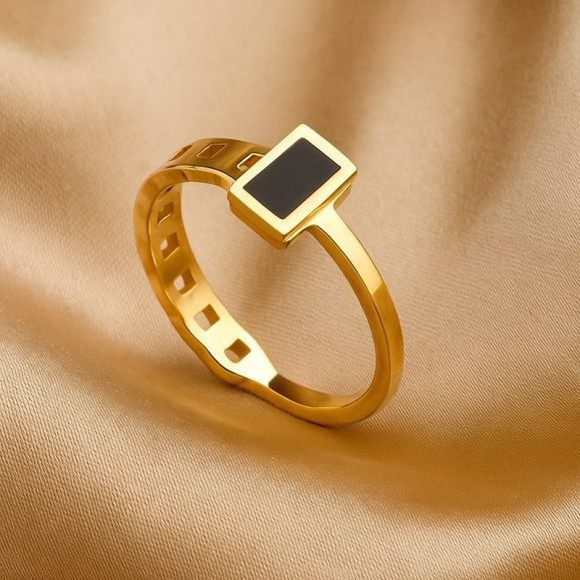 Кольцо медицинская сталь с напылением золотом J11169CJJ Кольцо медицинская сталь с напылением золотом J11169CJJ