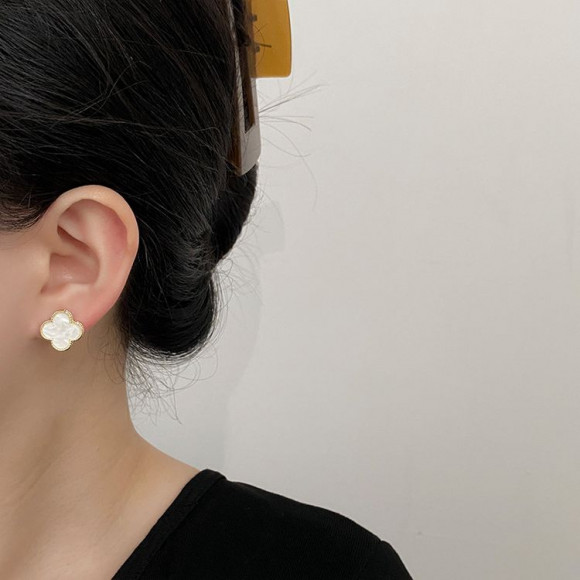 Серьги медь с напылением золотом J11271CJJ