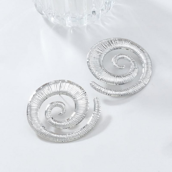 Крупные серебристые серьги-пусеты Спирали из ювелирного сплава 1J11668CJJ