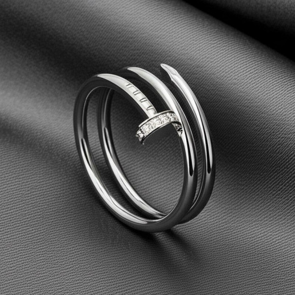 Кольцо в форме изогнутого гвоздя с инкрустацией 1J12062CJJ