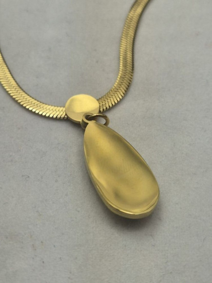 Колье медицинская сталь с напылением золотом J10540CJJ Колье медицинская сталь с напылением золотом J10540CJJ