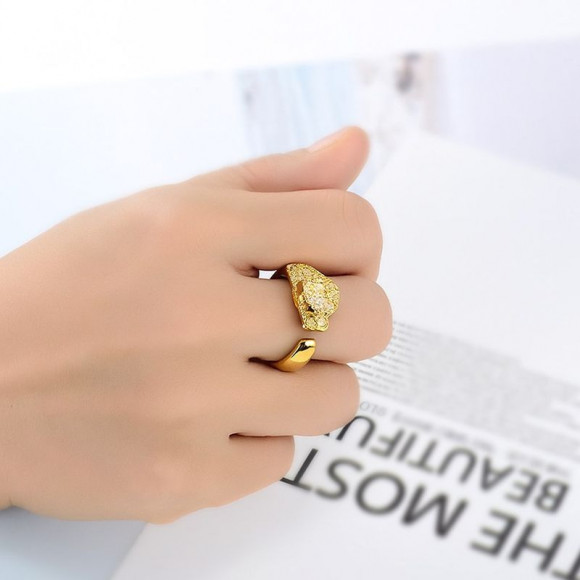 Кольцо в виде головы пантеры с зелеными глазами 1J12064CJJ