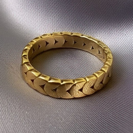 Кольцо стальное с напылением золотом сердца J10190CJJ