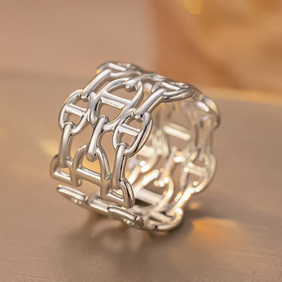 Широкое ажурное кольцо с якорным плетением в серебристом цвете 1J12387CJJ Широкое ажурное кольцо с якорным плетением в серебристом цвете 1J12387CJJ