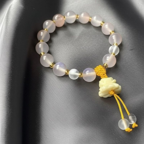 Браслет сказочный персонаж с разноцветными камнями J11040CJJ Браслет сказочный персонаж с разноцветными камнями J11040CJJ