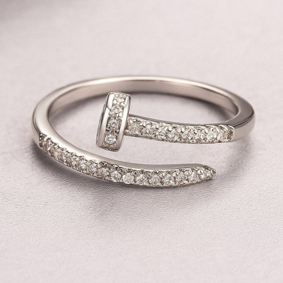 Кольцо в форме изогнутого гвоздя с платиновым напылением 1J12066CJJ