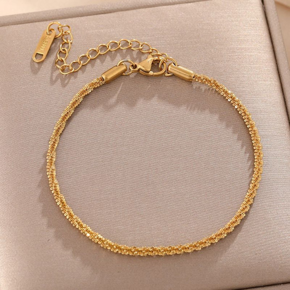 Браслет титановая сталь напыление золотом 1J12151CJJ Браслет титановая сталь напыление золотом 1J12151CJJ