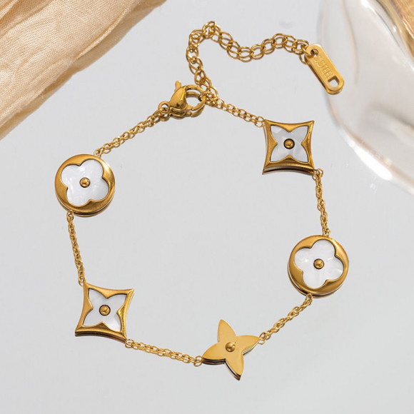 Браслет титановая сталь напыление золотом 1J12157CJJ Браслет титановая сталь напыление золотом 1J12157CJJ