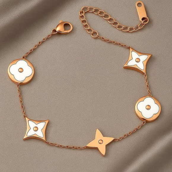 Браслет изящный с клевером и вставками под перламутр 1J12159CJJ