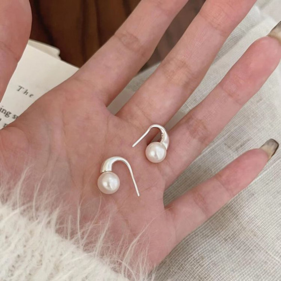 Серьги с жемчужиной на крючке J10676CJJ