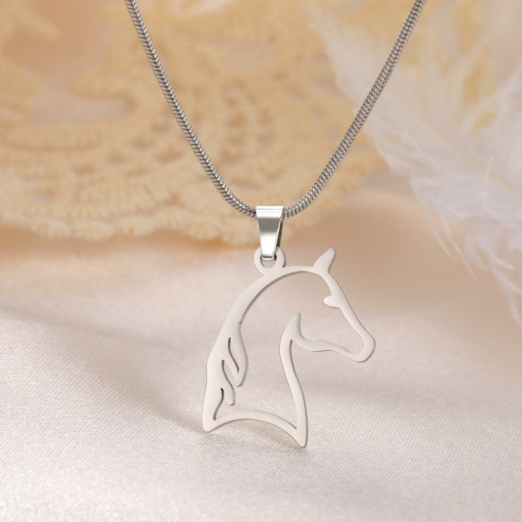 Стальная цепочка с кулоном в виде силуэта головы лошади 1J12456CJJ