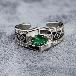 Кольцо с цирконом в классическом касте 1J11685CJJ Кольцо с цирконом в классическом касте 1J11685CJJ