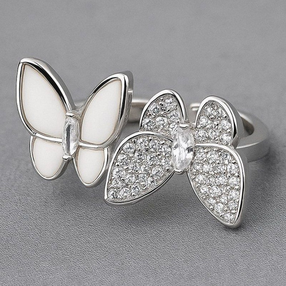 Разомкнутое кольцо с двумя бабочками из эмали и страз 1J12076CJJ Разомкнутое кольцо с двумя бабочками из эмали и страз 1J12076CJJ