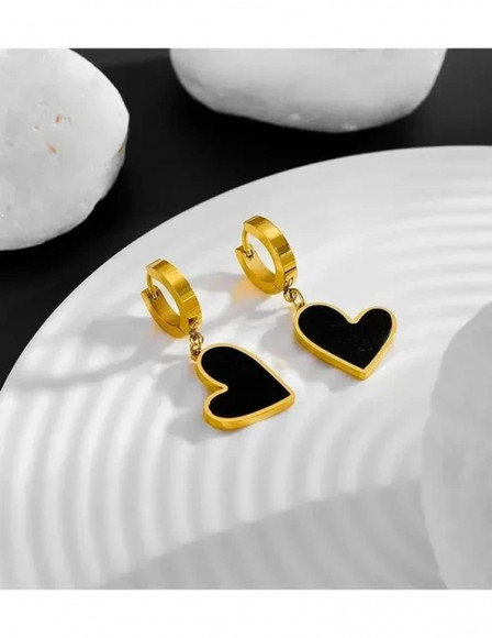 Стальные серьги с напылением золотом с черным кулоном в виде сердца J10001CJJ Стальные серьги с напылением золотом с черным кулоном в виде сердца J10001CJJ