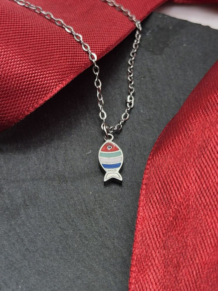 Цепочка с подвеской в форме рыбки с полосками из эмали J10569CJJ Цепочка с подвеской в форме рыбки с полосками из эмали J10569CJJ